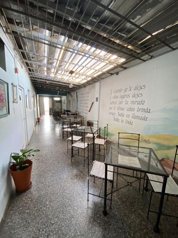 Hostal La Pachamama Salta Buitenkant foto